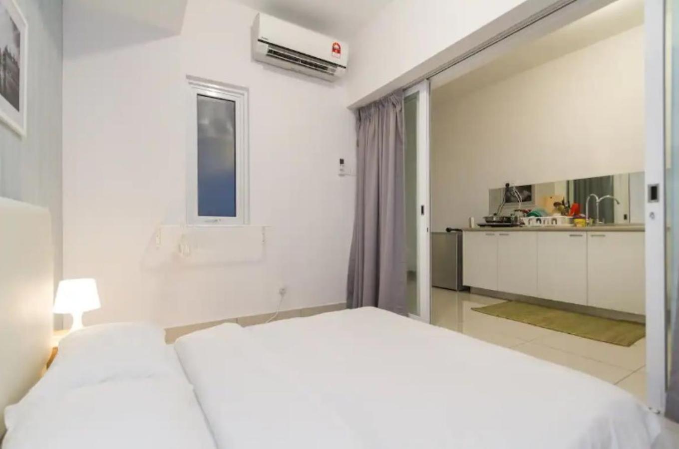 Apartment Maritime Ii George Town